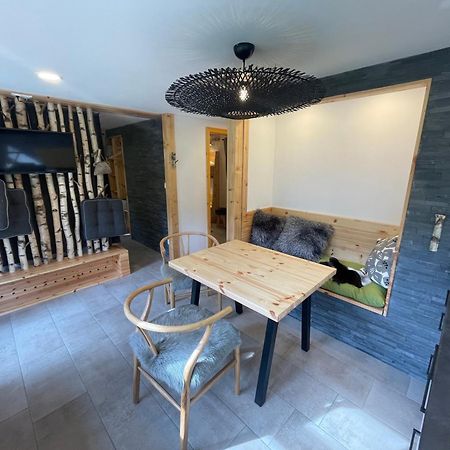 Bungalows Am Waldessaum Bei Hohenzieritz Exteriér fotografie